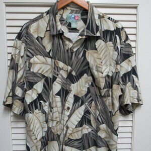 Hilo Hattie Hawaiian Shirt Mens M 100% Silk Aloha Tropical Leaf Beach Resortwear